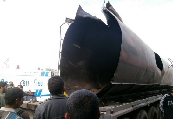 له‌ گه‌ڕه‌كێكی موسڵ ته‌نكه‌رێك ته‌قیه‌وه‌ و ده‌یان كه‌س كوژران و بریندار بوون