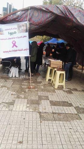لە ڕێگەی پێشانگایەکەوە هاوکاری بۆ توشبووانی نەخۆشی شێرپەنجە کۆدەکاتەوە لە سلێمانی