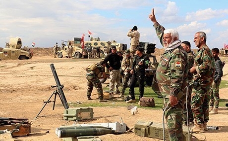 حەشدی شەعبی بە جلی سوپای عێراقەوە بەشداریی شەڕی موسڵ دەکەن