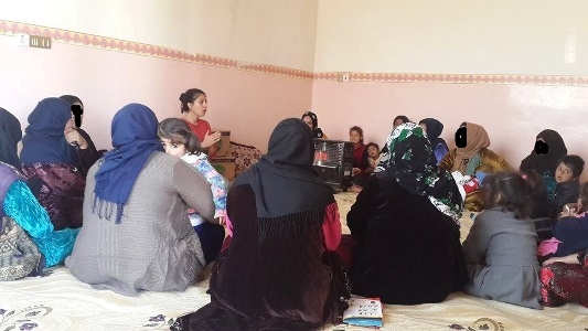 بەوێنە؛ ڕێکخراوێکی ئەڵمانی لە دوو ھەفتەدا شەش سمیناری لە گوند و ناحیەکانی گەرمیان بۆ کچ و ژنان ساز کرد