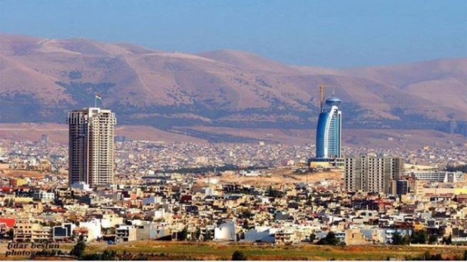 ئه‌نجوومه‌نی سه‌ركردایه‌تی پارتی له‌ سلێمانی، هه‌ڵه‌بجه‌ راگه‌یه‌ندراوێكی له‌باره‌ی ته‌قه‌كردن له‌ نوسینگه‌ی كوردستان تیڤی بڵاوكرده‌وه‌
