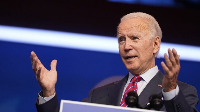 بایدن: كاتی ئەوە ھاتووە لاپەڕەی 4 ساڵی حوكمڕانی ترەمپ لول بدەین