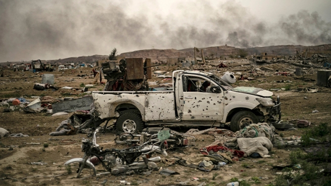 دێرەزوور.. زنجیره‌یه‌ك ته‌قینه‌وه‌ گرووپه‌ چه‌كدارییه‌كانی لایه‌نگری ئێرانی كرده‌ ئامانج