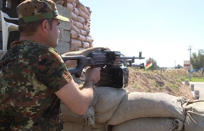 هێزه‌كانی پێشمه‌رگه‌ چاودێری ئۆپه‌راسیۆنێكی سه‌ربازیی هێزه‌ عێراقییه‌كان دژ به‌ چه‌كدارانی داعش ده‌كه‌ن