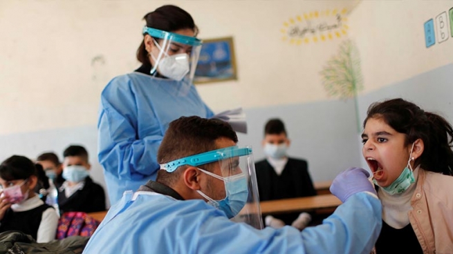 وه‌زاره‌تی ته‌ندروستی: نابێت ڤاكسین له‌ ده‌ره‌وه‌ی دامه‌زراوه‌ فه‌رمییه‌كان به‌كاربێت