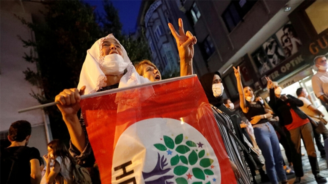 توركیا دواكارییەك بەرز دەكاتەوە بۆ قەدەغەكردنی پارتی گەلانی دیموكراتیك