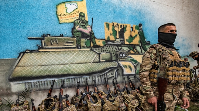 هه‌سه‌ده‌ به‌ نمایشێكی سه‌ربازی یادی سه‌ركه‌وتنی به‌سه‌ر داعشدا كرده‌وه‌