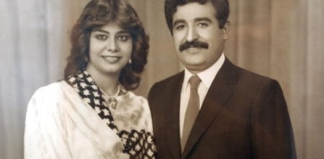 ڕه‌غه‌د باس له‌ هاوسه‌ره‌ كوژراوه‌كه‌ى و باوكى ده‌كات 