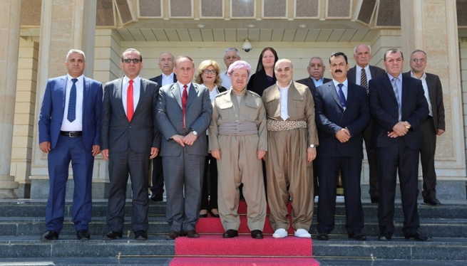 ئایا بارزانی چی وتووە کاتێک داوایان لێکردوە لە سلێمانی لەگەڵ نەوشیروان مستەفادا کۆببێتەوە؟