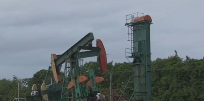 ئێران بە مەرج بەشداریی لە گێڕاندنەوەی جێگیریی بۆ بازاڕی نەوت دەکات