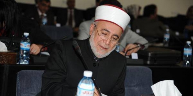  بەرپرسێکی یەکگرتوو: عەبادی پەرتەوازەیی ناوماڵی کوردی قۆستووەتەوە 