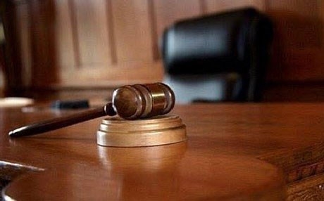 بە تۆمەتی دزینی کلێنس سزای زیندانی بۆ منداڵێکی عێراقی دەكرا 