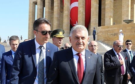 توركیا؛ سەرۆكوەزیران، فەرماندەی گشتی سوپا و راوێژكاری میت كۆبوونەوە 