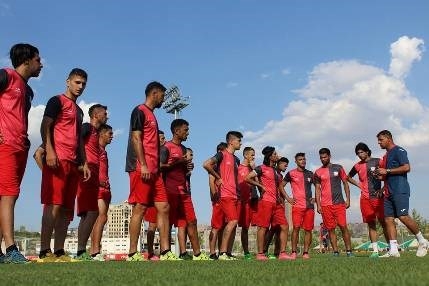 زاخۆ بە دۆڕان کۆتایی بە کەمپەکەی ئەرمینیا هێنا 