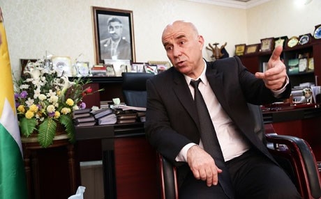 نەوزاد هادی: ئەمساڵ ناتوانین نەوتی سپی دابەش بكەین 