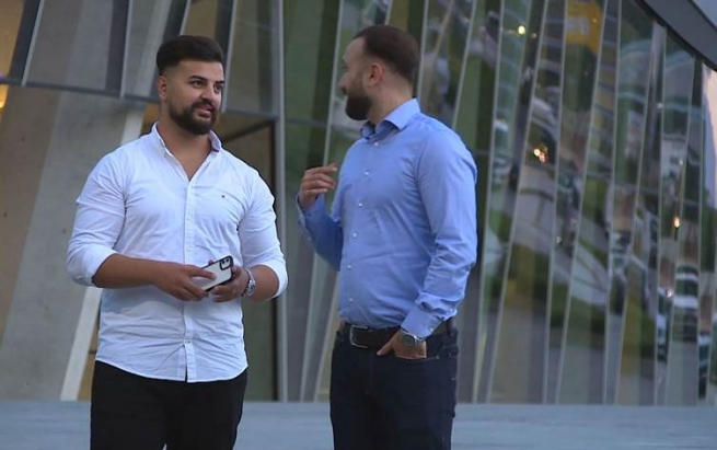 دوو برای کورد بە بیرۆکەیەکی سەرکەوتوو دەچنە نێو گەورەترین بازاڕی ئۆنلاینی جیهان