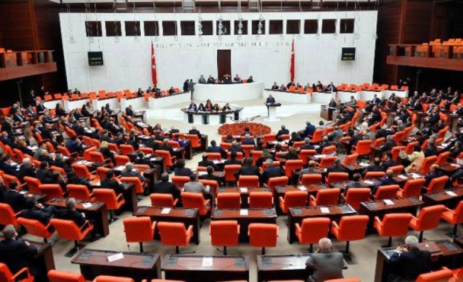 دەوڵەتی توركیا دووبارە دەست بە قەدەخەكردنی ناو و زمانی كوردی دەكات