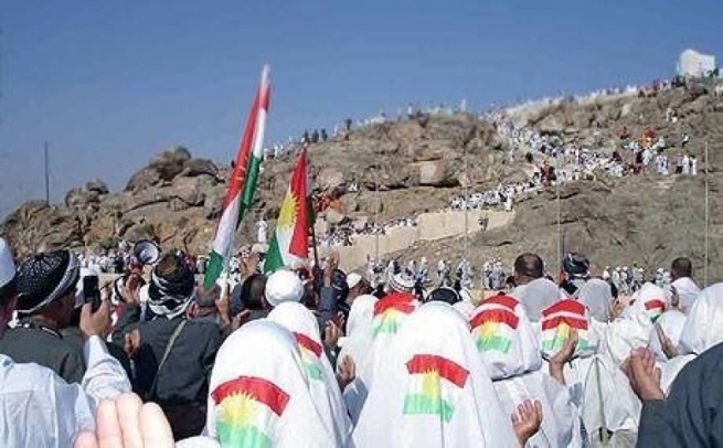 حاجییان لەسەر کێوی عەرەفە دوعا بۆ سەربەخۆبوونی کوردستان دەکەن