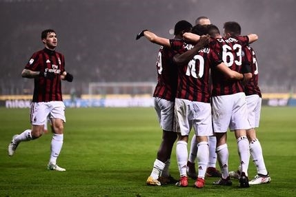  ئەیسی میلان درێژەی بە سەرکەوتنەکانیدا 