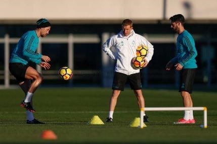 ریال مەدرید دوو چەکی کاریگەری بۆ گەڕایەوە 