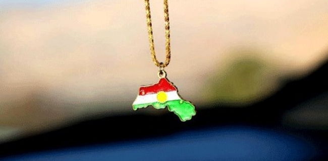 بەوێنە.. دەروازەی کەلار بە نەخشە و ئاڵای کوردستان دەڕازێنرێتەوە 