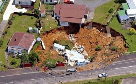  واشینتن.. ژمارەی قوربانییانی رۆچوونی زەوی گەیشتە 24 کەس 