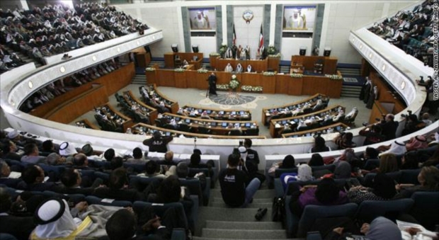 ئەمیری كوەیت پەرلەمانی وڵاتەكەی هەڵوەشاندەوە