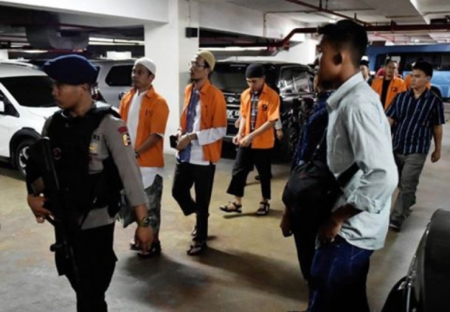 لە چەند ساڵی رابردوو زیاتر لە 500 ئەندەنووسی چوونەتە ناو داعش