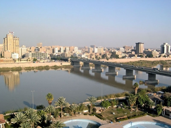 ڕێگەكانی باڵوێزخانەی بەحرەین لە بەغدا دەگیرێن