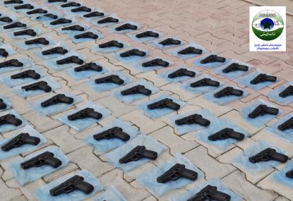 له‌ قه‌ڵادزێ ده‌ست به‌سه‌ر 100 ده‌مانچه‌دا ده‌گیرێت