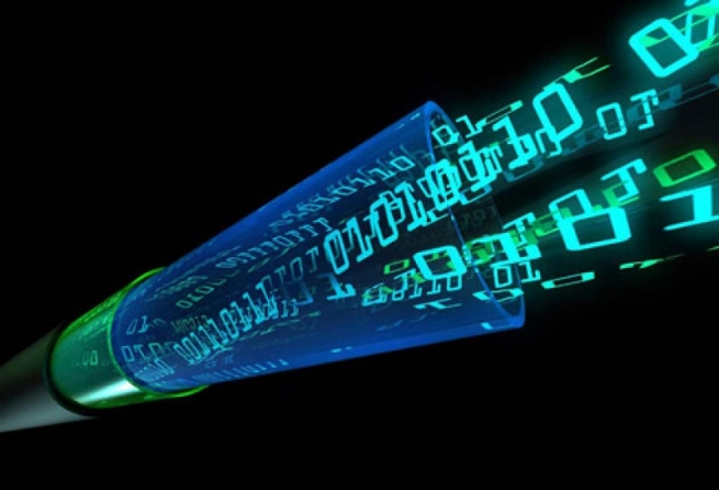 پەرلەمانتارێكی عێراق دەڵێ ئینتەرنێتی فایبەر ئۆپتیك مەترسیدارە