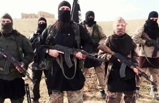 چەکدارانی داعش روو لە ناوچەیەکی دیکەی سەقامگیر دەکەن