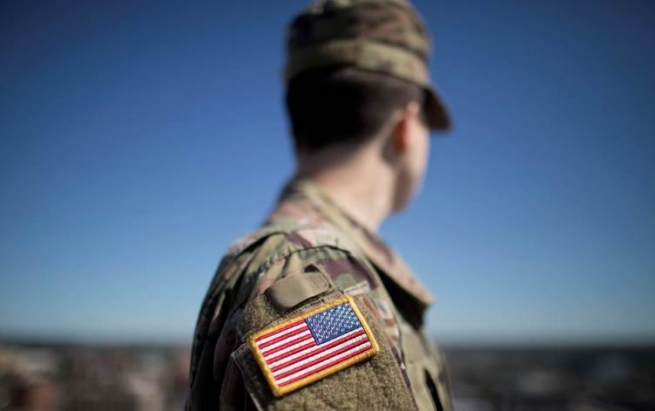 بڕیاری نوێی بایدن؛ رەگەزگۆڕاوەکانیش دەتوانن ببنە سەرباز