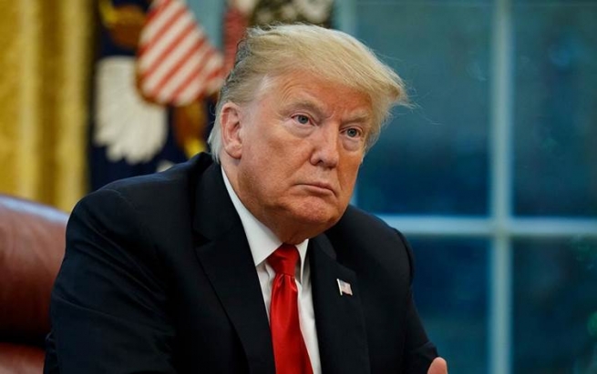 کۆمارییەکان ئەگەری سزادانی ترەمپ دووردەخەنەوە