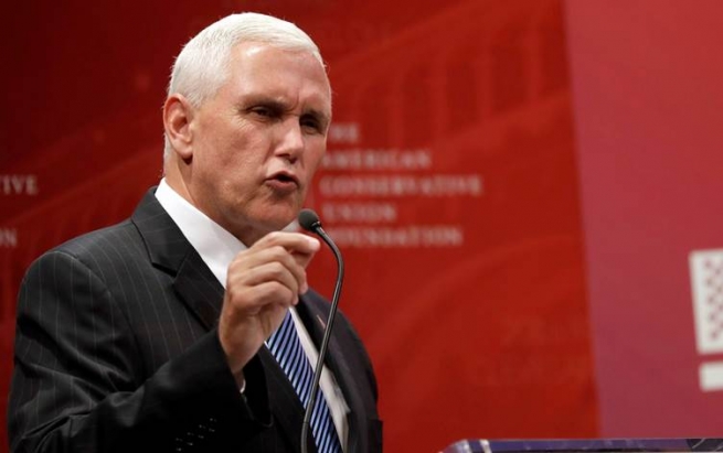 مایک پێنس.. لە جێگری سەرۆکی ئەمریکاوە بۆ پێشکێشکاری بەرنامەیەکی رادیۆیی