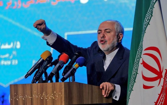 محەممەد جەواد زەریف: بۆردوومانەکەی ئەم دواییەی ئەمریکا لە سووریا هەڵە بوو