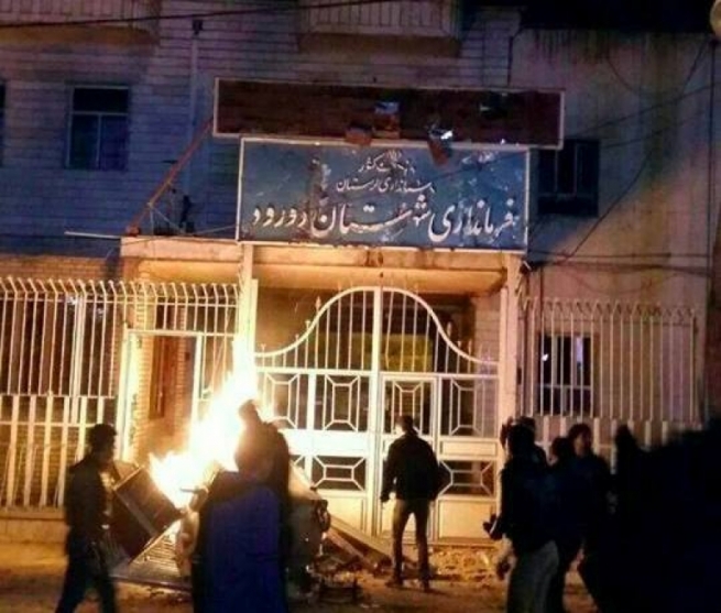  لە خۆپیشاندانی لوڕستاندا شەش هاووڵاتیی کورد کوژران