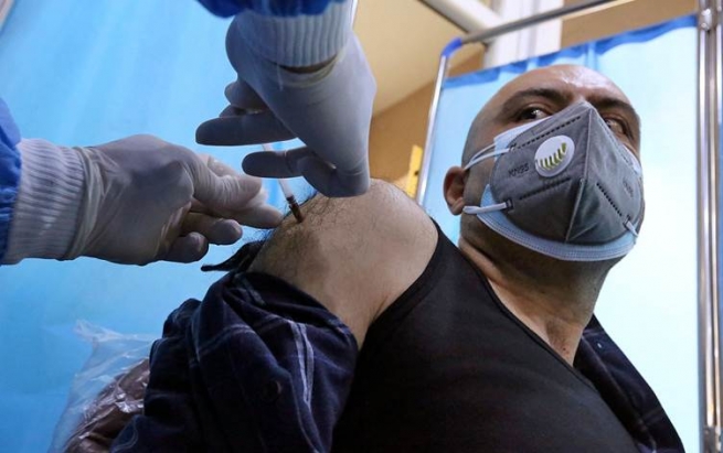 کاروانی دووەمی ڤاکسینی سینۆفارمی چینی گەیشتە عێراق