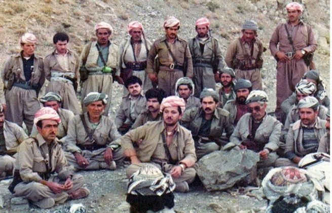 به‌یاننامه‌یه‌كی ساڵی 1975ی سه‌ركردایه‌تی پارتی به‌ ده‌ستخه‌تی سه‌رۆك بارزانی بڵاوده‌بێته‌وه‌