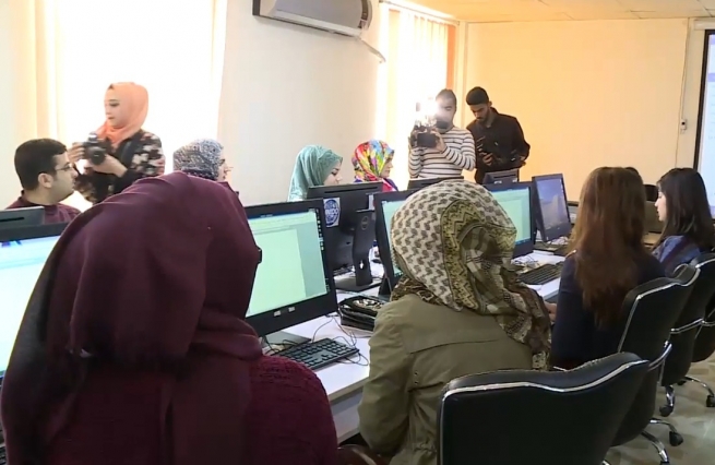 سويد گه‌نجانى هه‌رێم فێرى پيشه‌ى جياجيا ده‌كات