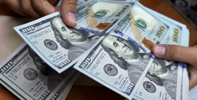 بەهای دۆلار لەکاتی داخستنی بازاڕ
