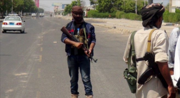 حوسییه‌كان چوونه‌ته‌ ناوه‌ندى شارى عه‌ده‌ن و شه‌ڕوپێكدادانیش به‌رده‌وامه‌