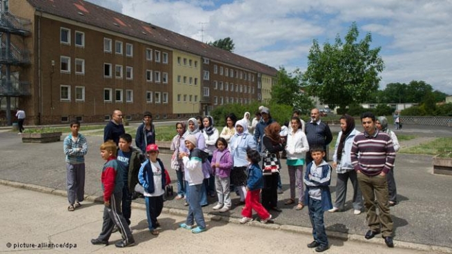 پۆلیسی ئەڵمانیا سەرقاڵی لێکۆڵینەوە لە ٦٠پەناخوازە