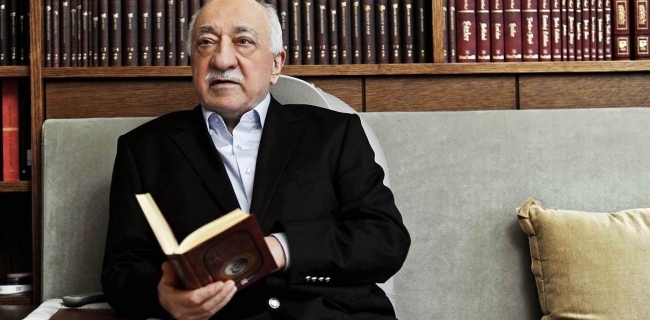 ئەمەریكا لە رادەستکردنەوەی گولەن نزیك دەبێتەوە 