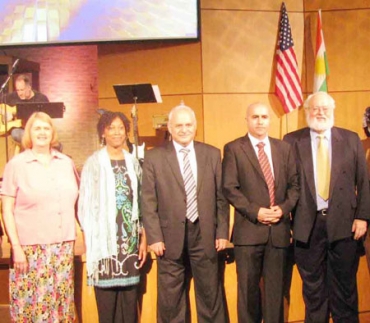 كه‌نیسه‌یه‌كی ئه‌مریكا ماوه‌ی 20 ساڵه‌ ئاڵای كوردستانی له‌گه‌ڵ ئاڵای وڵاته‌كه‌ی داناوه‌