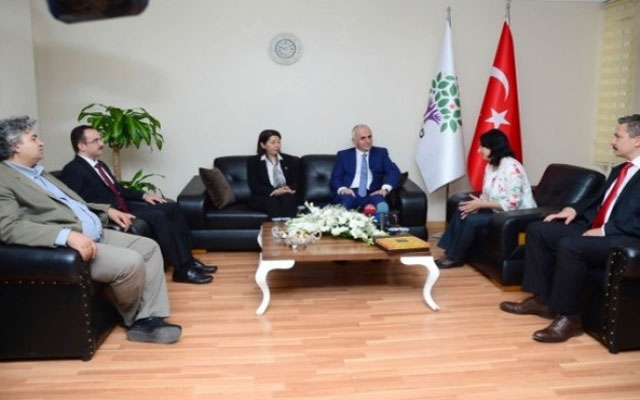 ئاکپارتی سەردانی هەدەپەی کرد بۆ جەژنە پیرۆزە