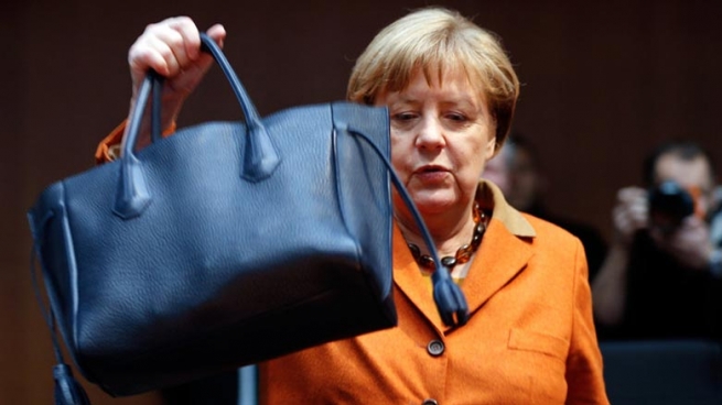 مێركل: هه‌رگیز پێشنبیی ئه‌و كاره‌م له‌ هه‌واڵگری ئه‌ڵمانیا نه‌ده‌كرد