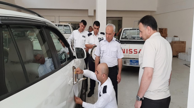 بە چەند ھەنگاوێك رێگری لە بەكارھێنانی ئۆتۆمبێلی حكوومی دەكرێت