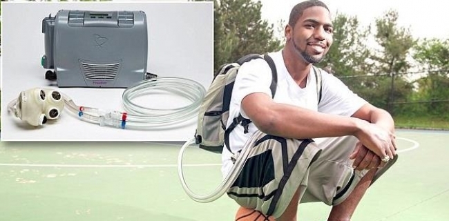 گەنجێکی ئەمەریکی دڵی لەنێو کۆڵەپشتی ھەڵدەگرێت 