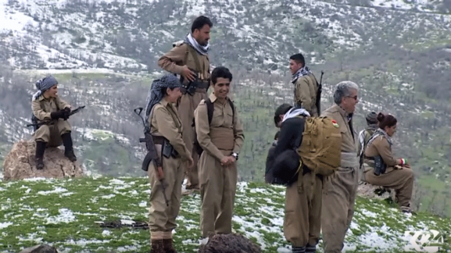 پێشمەرگەكانی حزبی دیموكرات یادی 26 سەرماوەز دەكەنەوە
